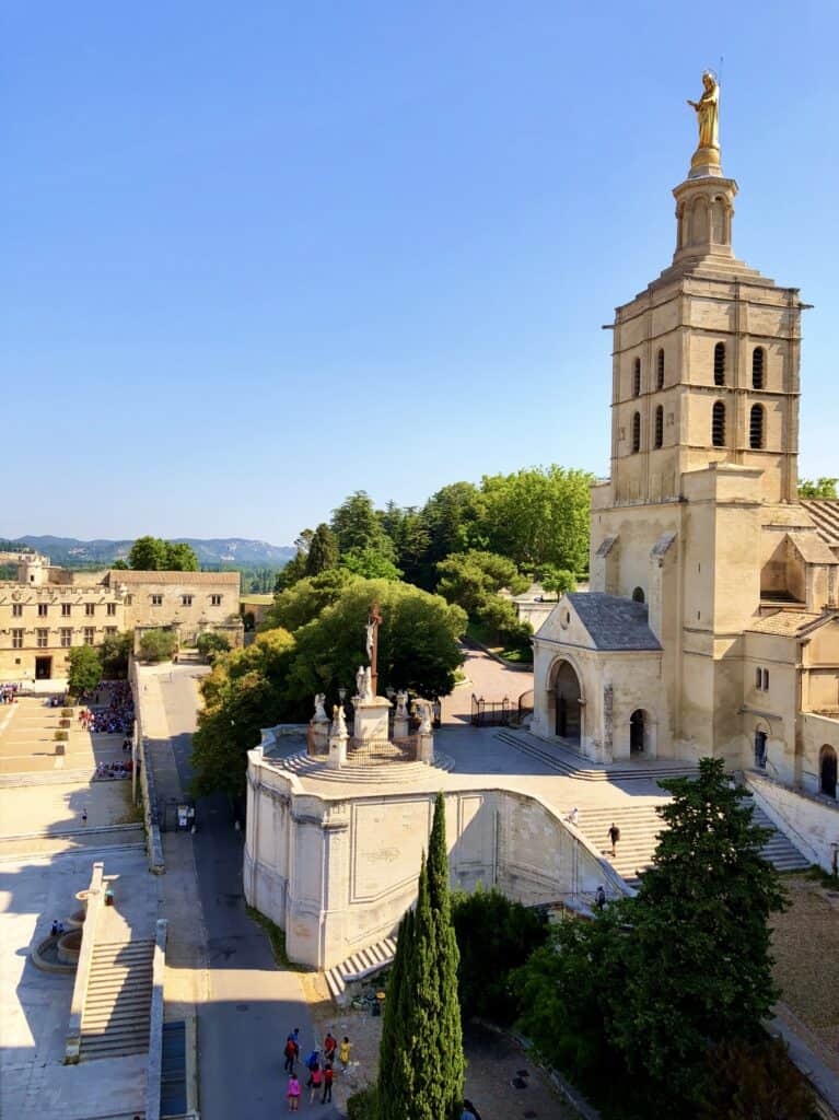 Traveling to the Pope's Palace in Avignon, Provence.